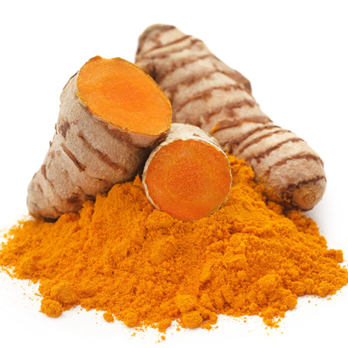 Turmeric, rich in antioxidants, supports a healthy inflammatory response, boosting vitality and overall well-being in pets.
